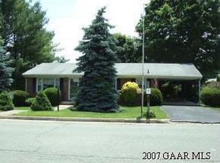 836 Paul St, Staunton, VA 24401