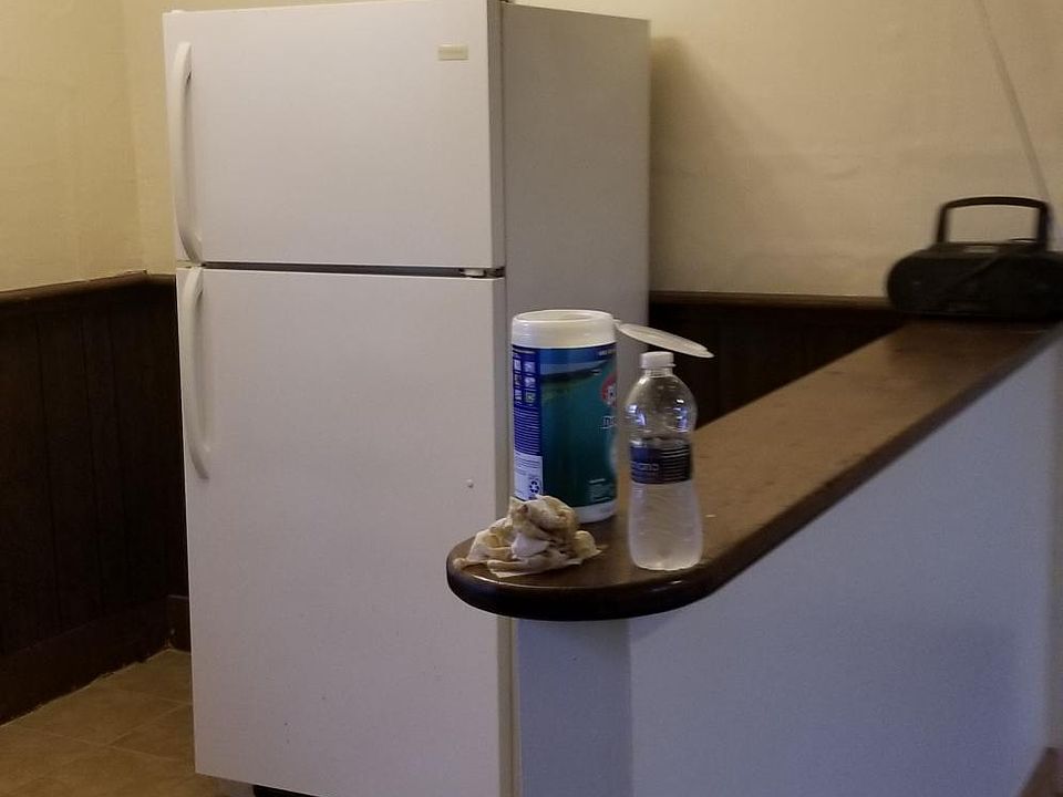 2nd image of 1822 Dryden Rd Unit 3