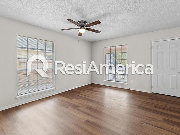 4th image of 434 Walnut Ct