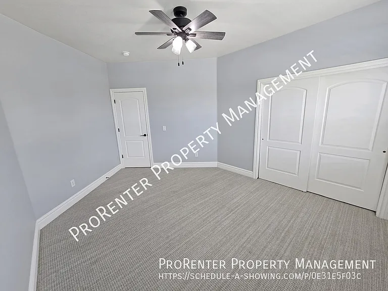 843 Eaglepointe Dr — Photo 28