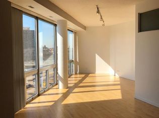 1035 W Huron St APT 603, Chicago, IL 60642
