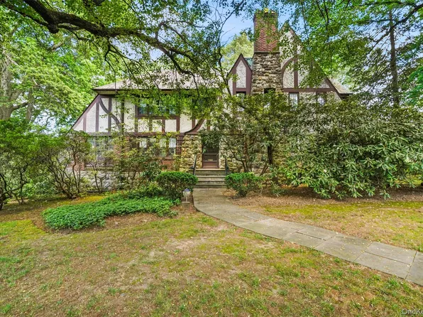 175 Lyncroft Road, New Rochelle, NY 10804