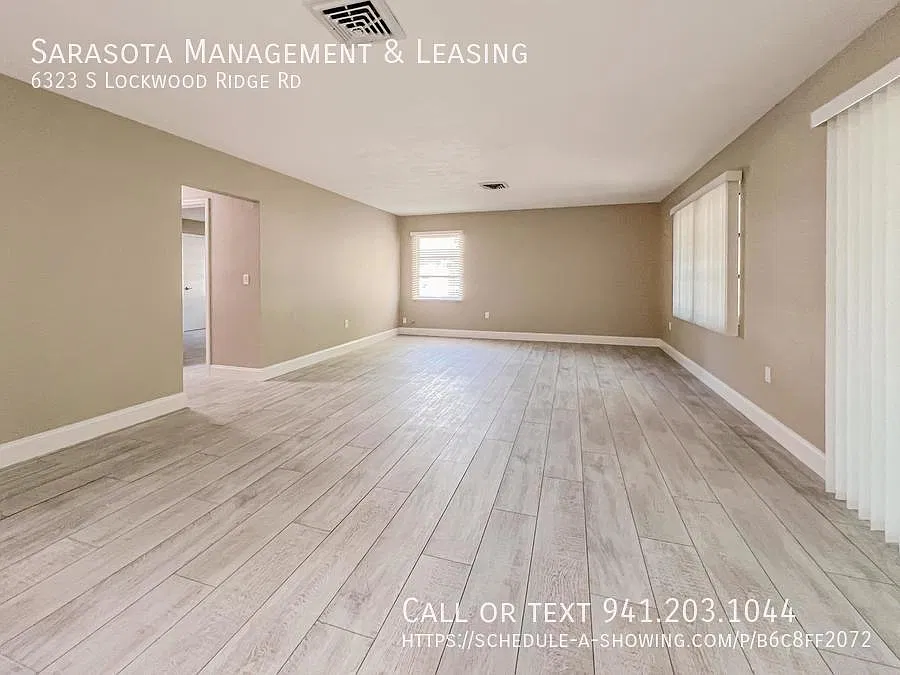 Great home located in walking distance to the A rated Gulf Gate Elementary — Photo 3