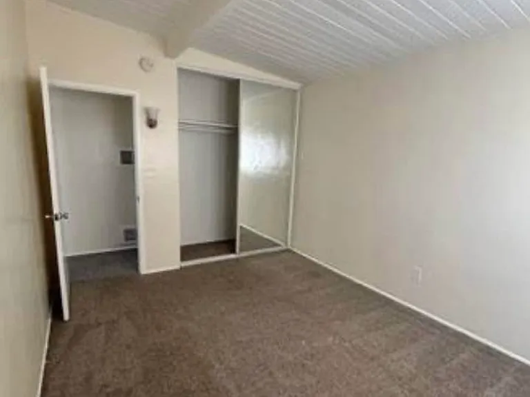 116 Palm Ave #13 — Photo 5