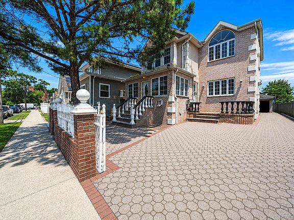 2nd image of 117-43 164th Street
