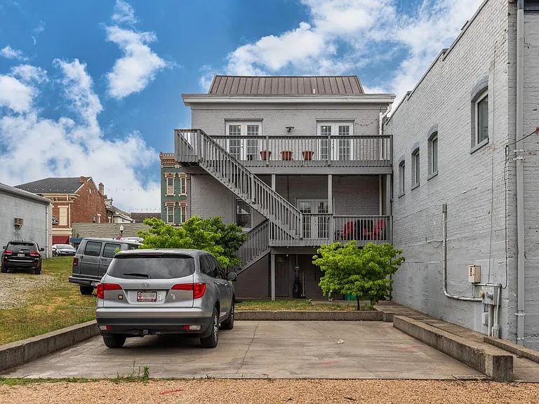 316 Walnut St — Photo 32