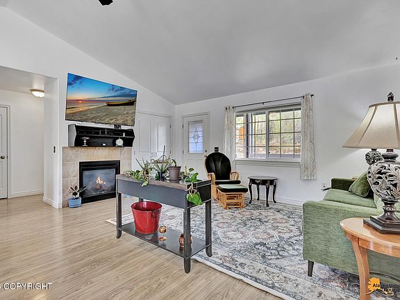 4th image of 2631 S Desiree Cir