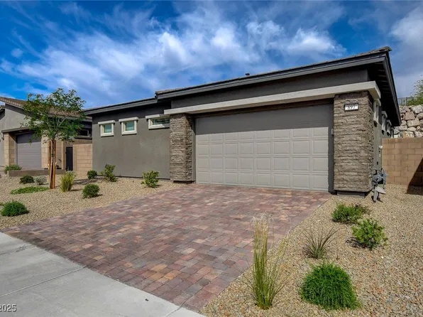 897 Woodburn Ln, Las Vegas, NV 89138