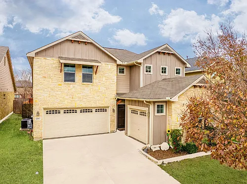 12815 Waterlily Way Photo 1