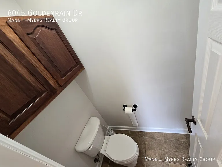 6045 Goldenrain Dr — Photo 16