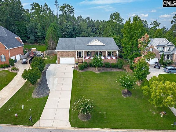 3rd image of 137 Ridgemont Dr