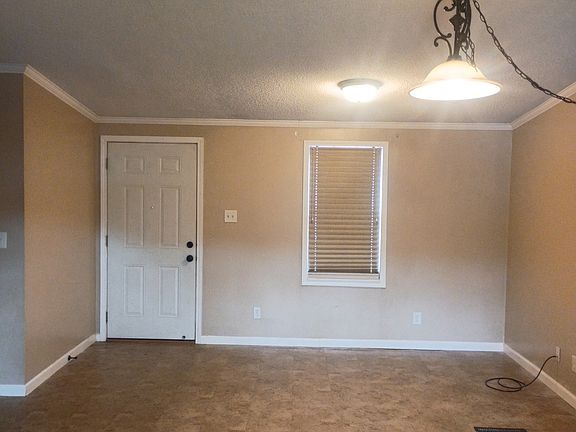 3rd image of 836 Zumstein Dr