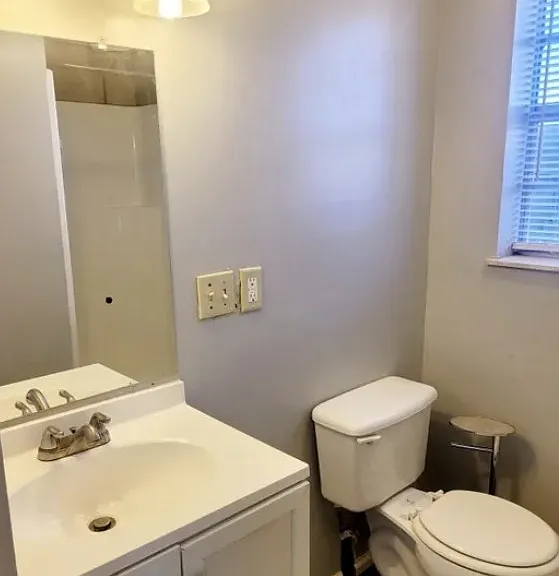 808 N Janeway Ave — Photo 3