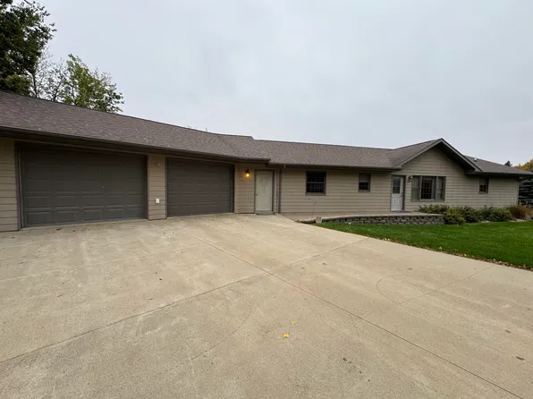 330 N Lake Blvd, Columbia, SD 57433