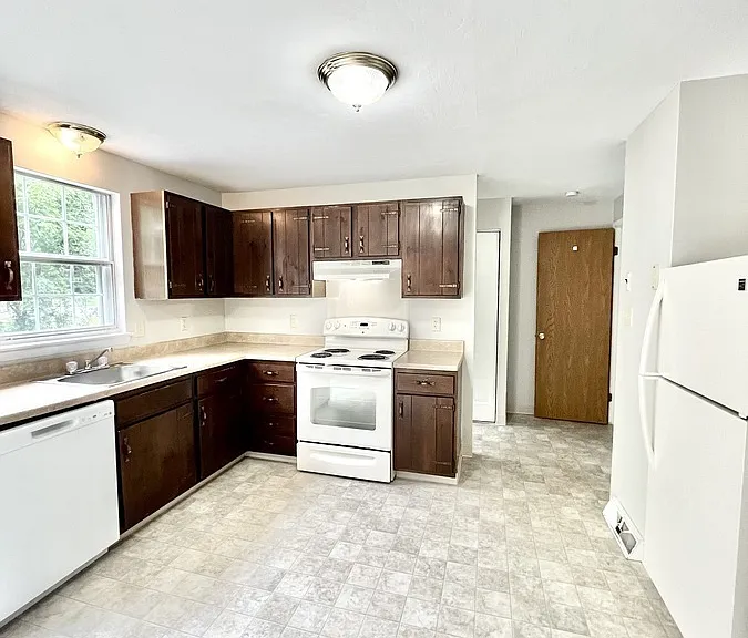 444 Tanglewood Ln — Photo 72