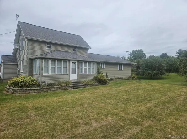 1660 W Brown Rd, Mayville, MI 48744