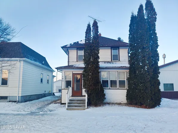 145 Broughton Ave, Minto, ND 58261