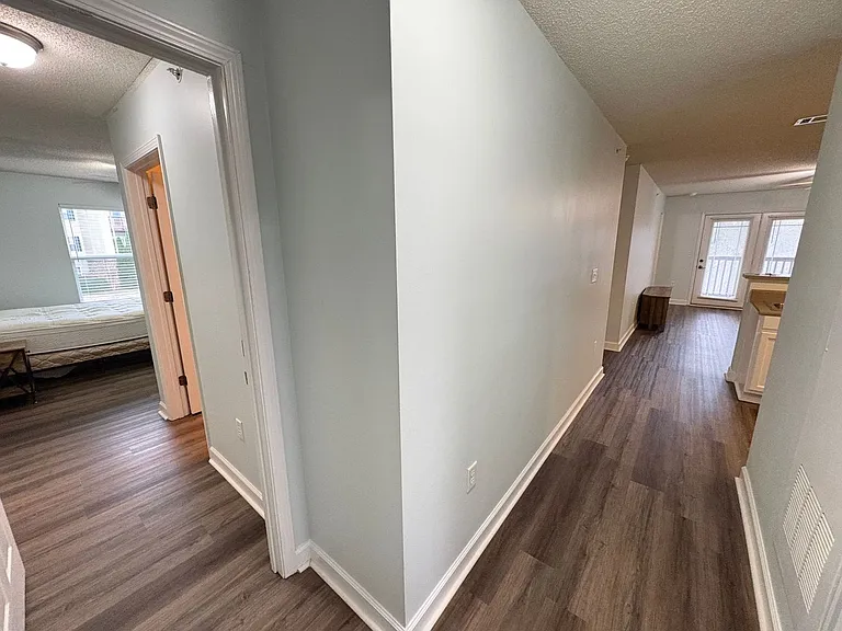 731 Harts Cove Way — Photo 23