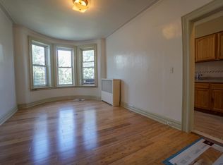 6063 Catalpa Ave, Ridgewood, NY 11385