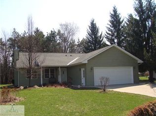 336 N Lincoln St, Charlotte, MI 48813