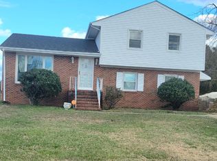 1301 Concord Dr, Petersburg, VA 23803