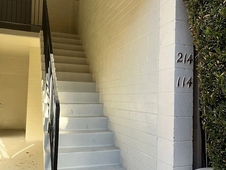 Catalina View Apartments — Photo 78