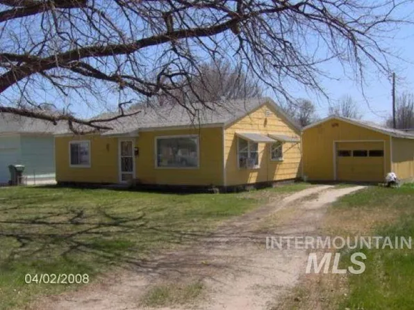 1004 3rd Ave S, Payette, ID 83661