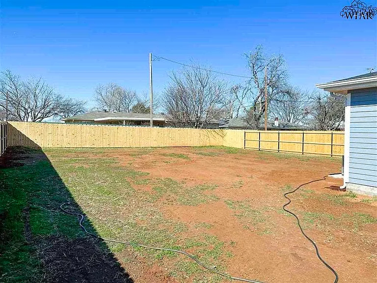 1016 Bishop Rd — Photo 14