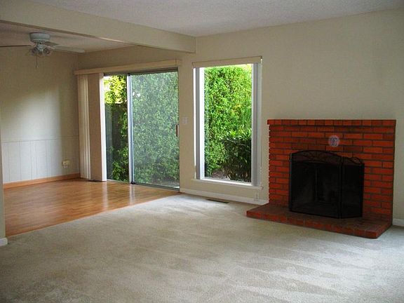 2nd image of 645 Vasona Ave
