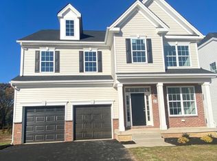 22 Misty Meadow Ln, Hamilton, NJ 08619