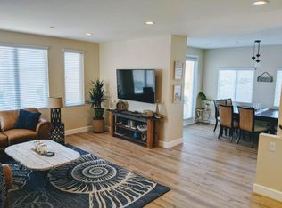 3401 S El Camino Real APT B, San Clemente, CA 92672