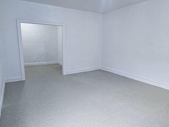 4th image of 751 Walton Ave #65