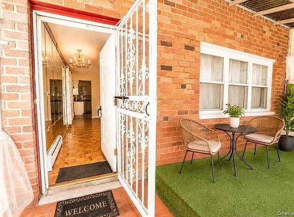 3rd image of 1269 Rosedale Avenue