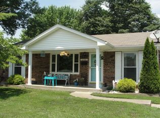 4003 Hispanyola Ct, Louisville, KY 40229