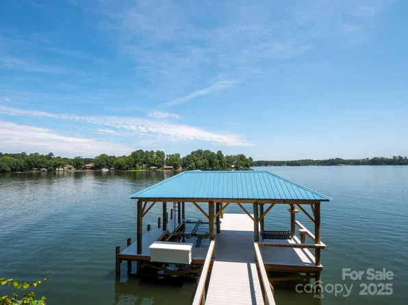4729 Betty Davis Dr, York, SC 29745