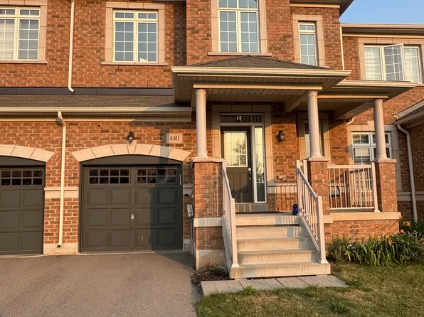 440 Wheat Boom Dr, Oakville, ON L6H 0S1