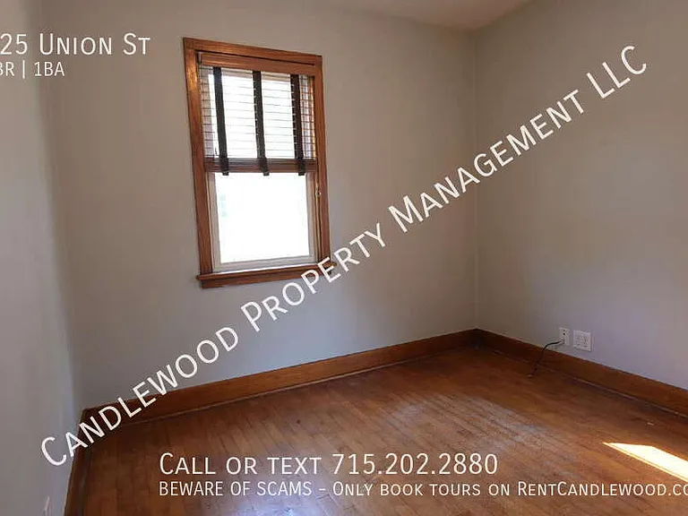525 Union St — Photo 12