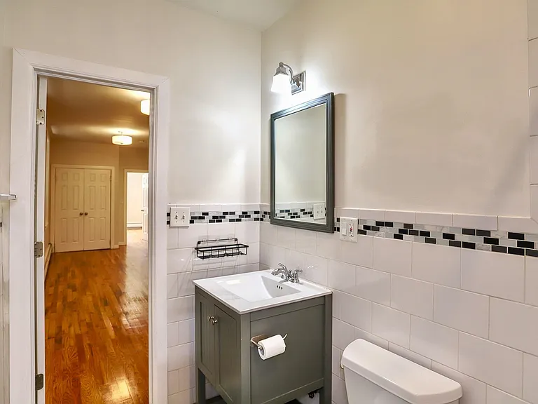275 Webster Ave #2 — Photo 10