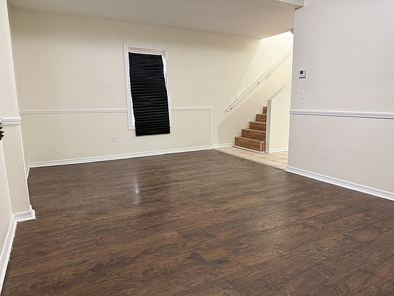 5th image of 8307 S Buffalo Ave #1