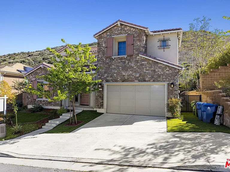 24220 Sterling Ranch Rd — Photo 39