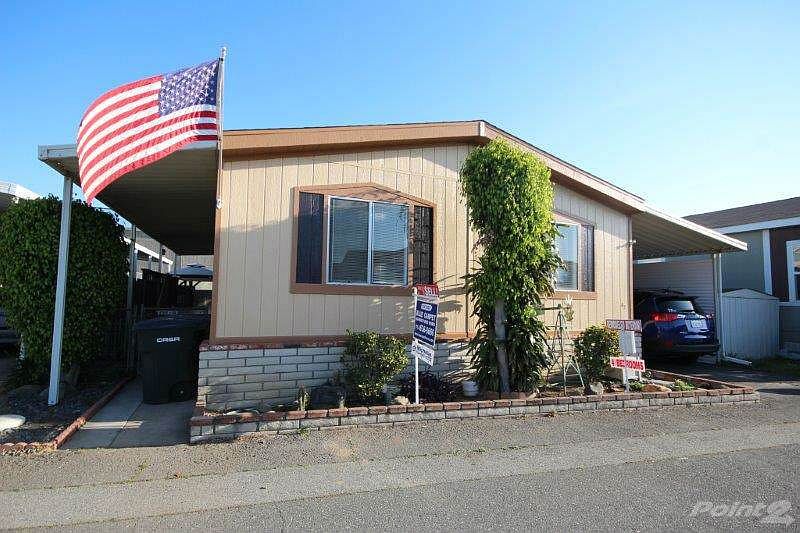 1st image of 1925 E La Veta Ave Space 43