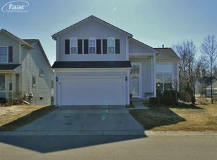 5179 Sandalwood Dr, Grand Blanc, MI 48439
