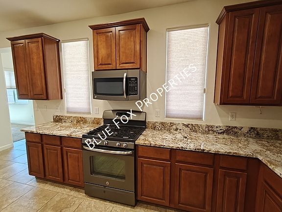 3rd image of 12812 N Camino Vieja Rancheria
