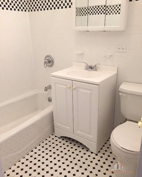 2nd image of 202 Riverside Dr #2BF