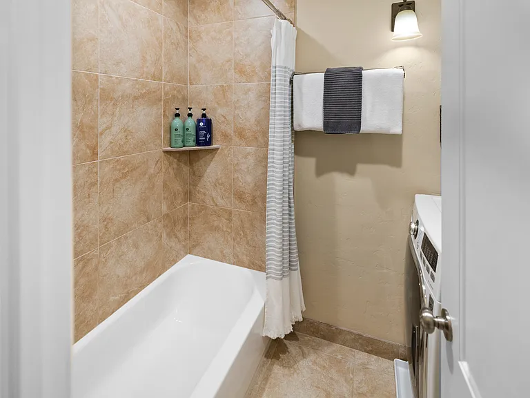 2255 Sidewinder Dr #620 — Photo 16