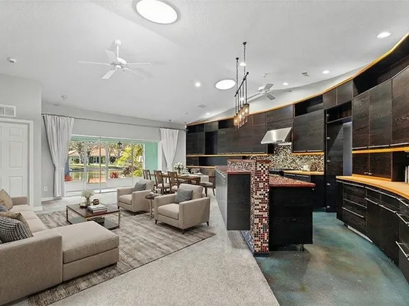 228 51st Street Cir E, Palmetto, FL 34221