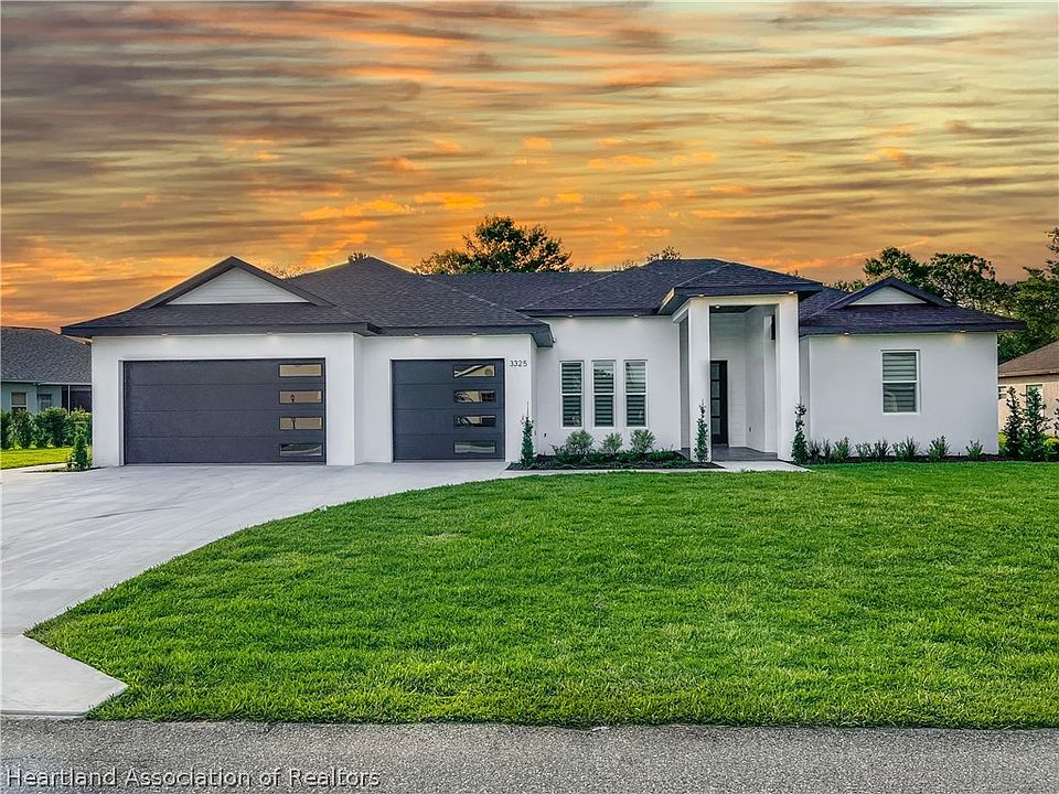 1st image of 3325 Manor Dr
