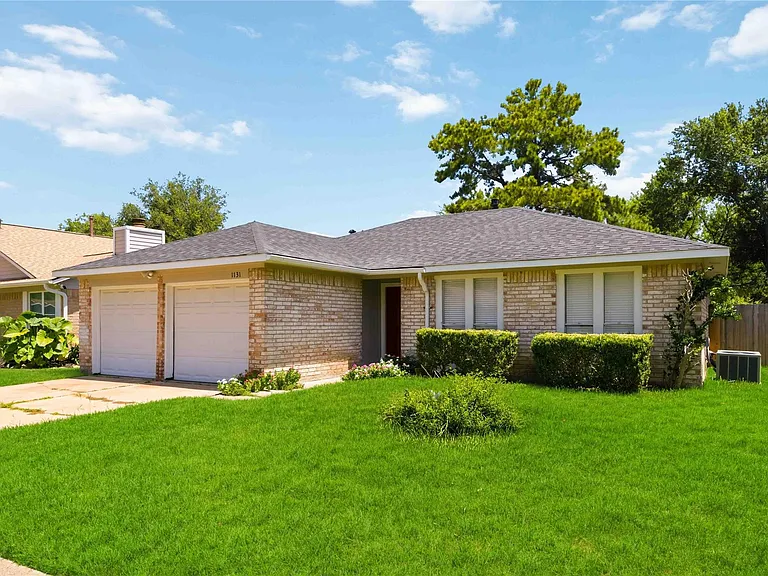 1131 Rock Canyon Dr — Photo 17