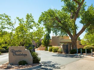1654 Rancho Guadalupe Trl NW, Albuquerque, NM 87107