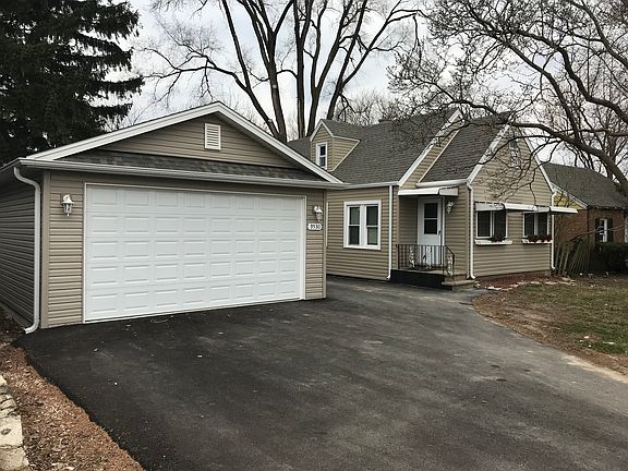 2nd image of 9530 S McVicker Ave